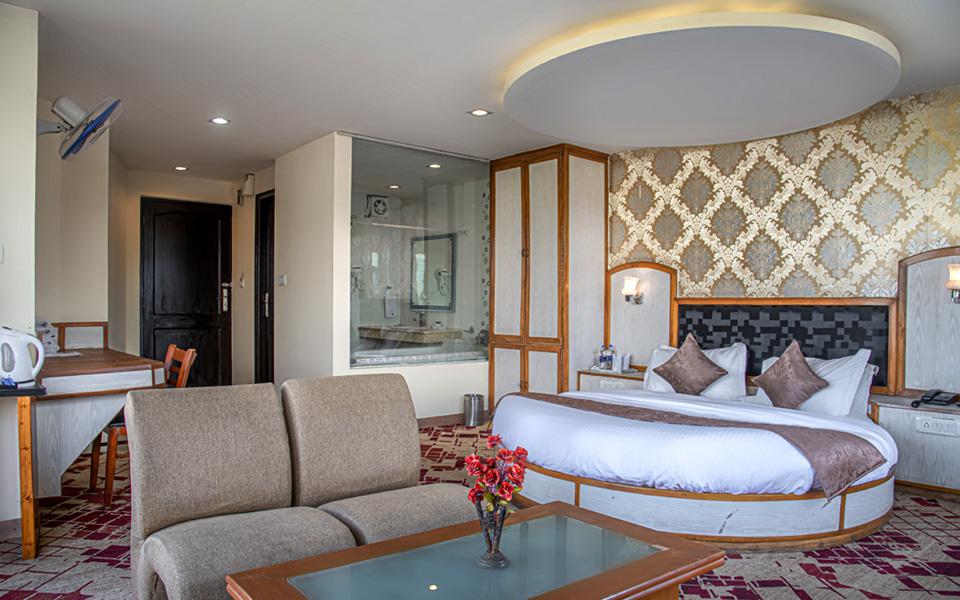 Honeymoon Room